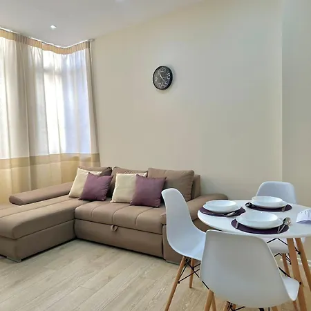 Apartment Adara *